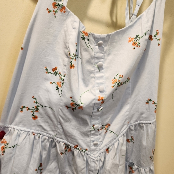 Wild and Fable Floral Light Blue Casjal Romper  With Pockets Size M - Picture 3 of 14